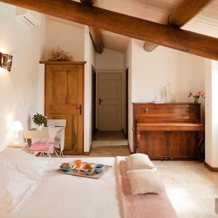 Provence Dodo Bed & Breakfast Villeneuve  Exterior foto